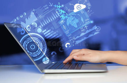 初中畢業后學什么專業好？河北航空管理中等學校計算機網絡技術開發專業解析